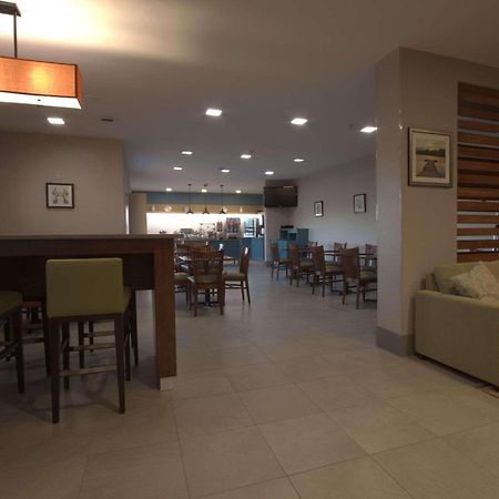 Country Inn & Suites By Radisson, Moline Airport, Il Exterior foto